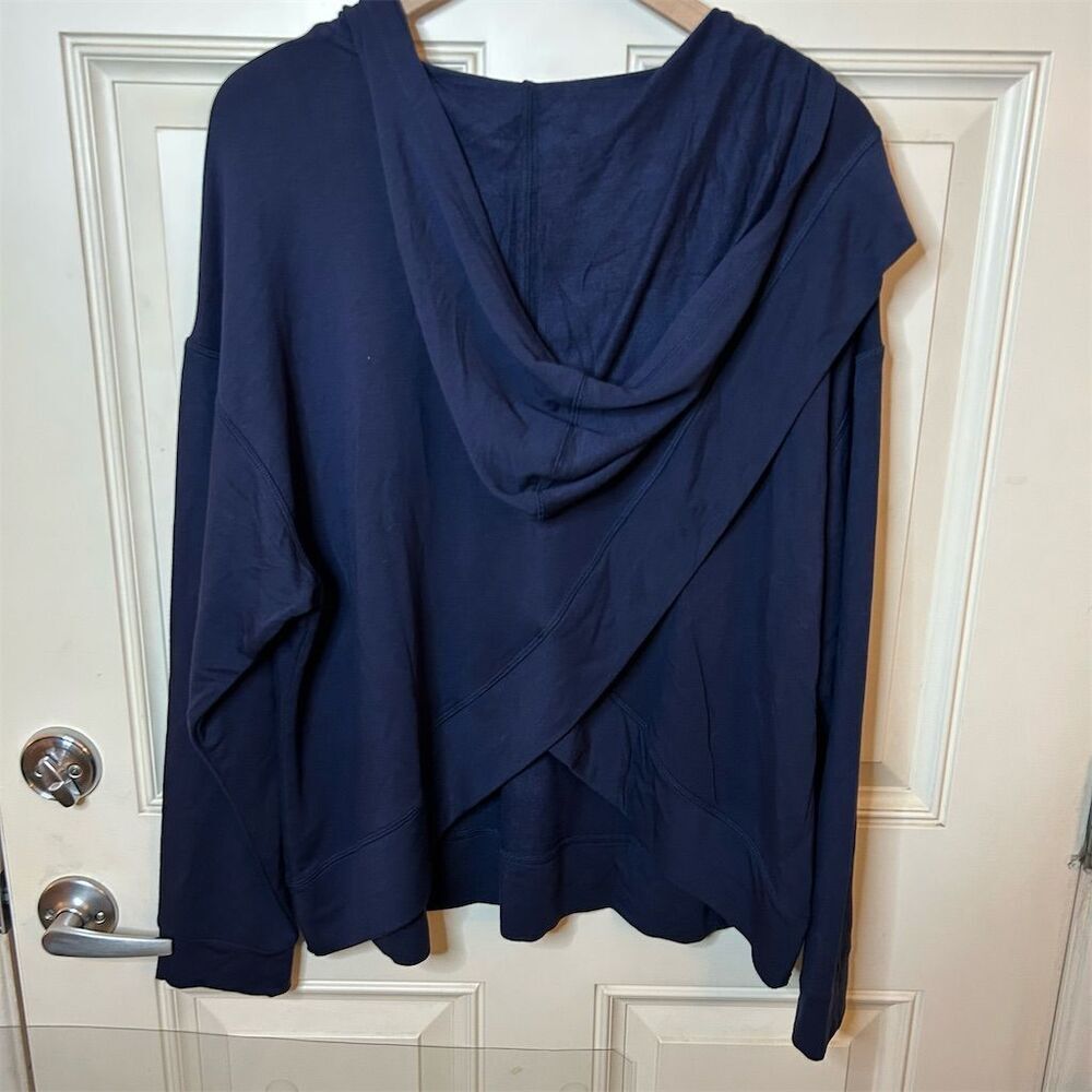Livi Women's Active CozySoft Navy Blue V-Neck Hoodie Size 18/20 Casual Cool Back - Picture 6 of 10